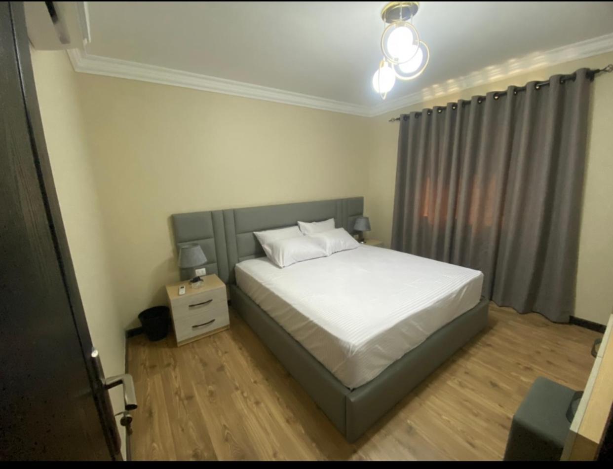 فندقية اكسترا هاي مودرن للايجار المفروش علي اعلي مستوي كومباوند اوشن بلو شيراتون المطار Apartment Cairo