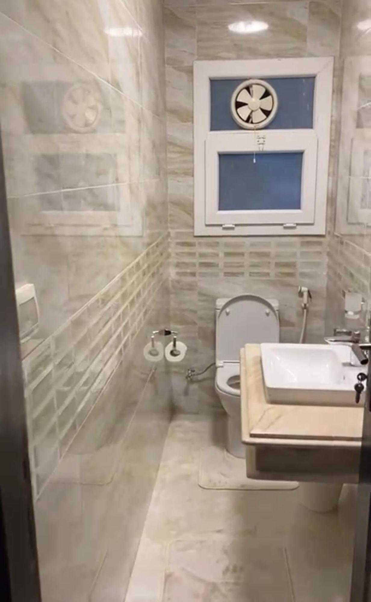 Appartement فندقية اكسترا هاي مودرن للايجار المفروش علي اعلي مستوي كومباوند اوشن بلو شيراتون المطار Le Caire