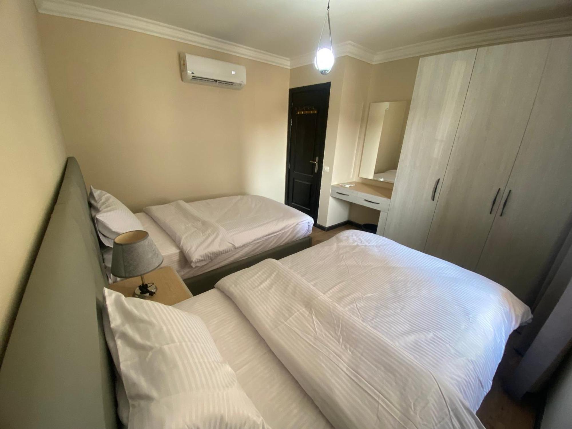 Appartement فندقية اكسترا هاي مودرن للايجار المفروش علي اعلي مستوي كومباوند اوشن بلو شيراتون المطار Le Caire