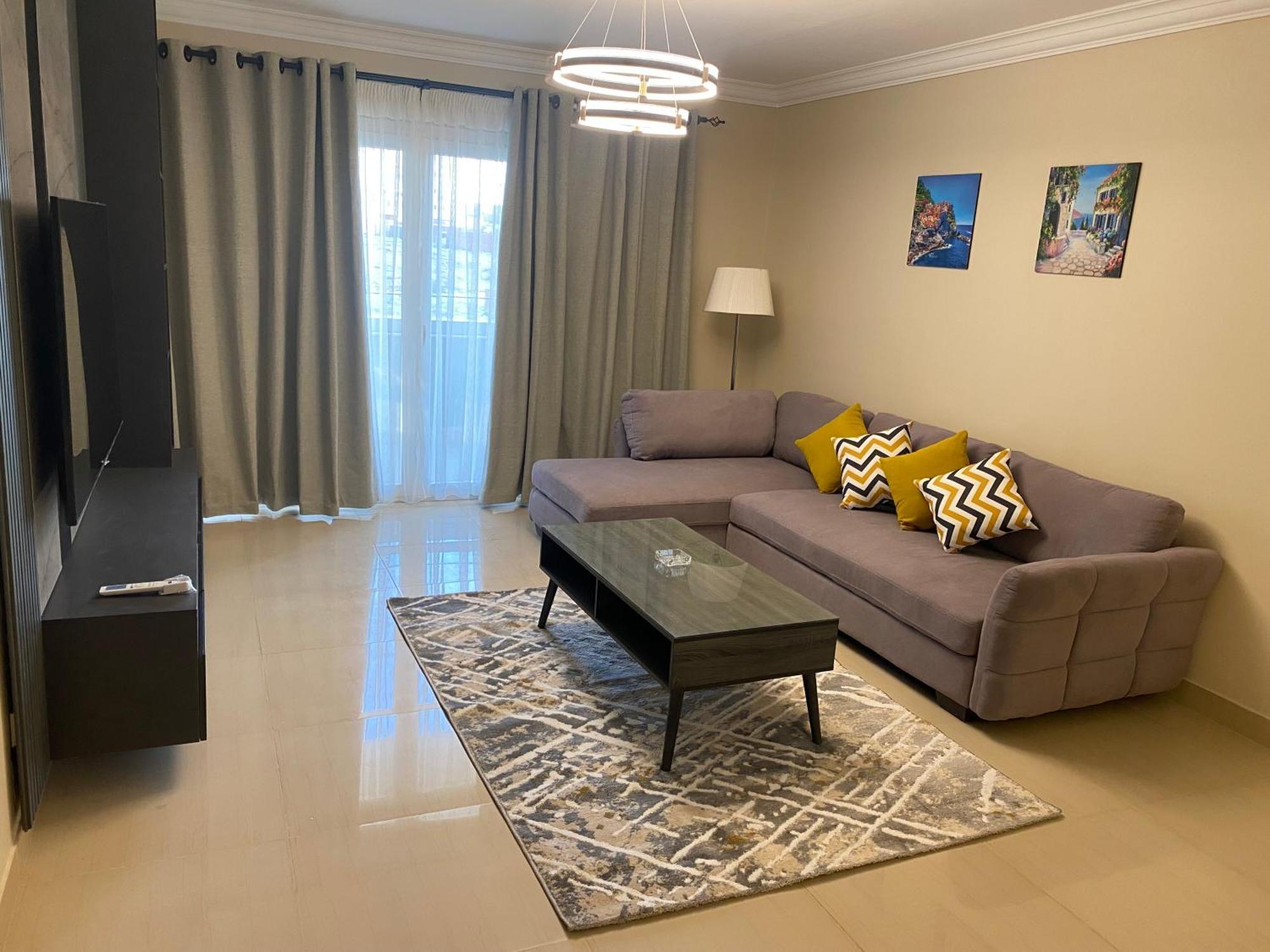 Appartement فندقية اكسترا هاي مودرن للايجار المفروش علي اعلي مستوي كومباوند اوشن بلو شيراتون المطار Le Caire